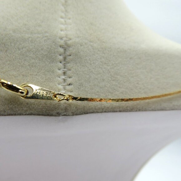 Vintage Gold Tone Necklace Heart Imitation Pearl Stations 18 Inch‎ Korea - Picture 6 of 6